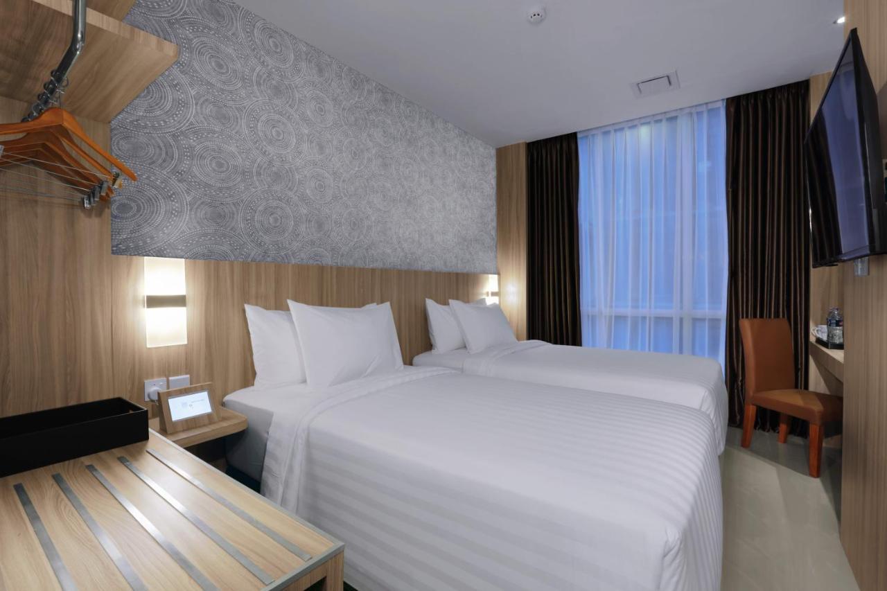 Aston Nagoya City Hotel Exterior photo