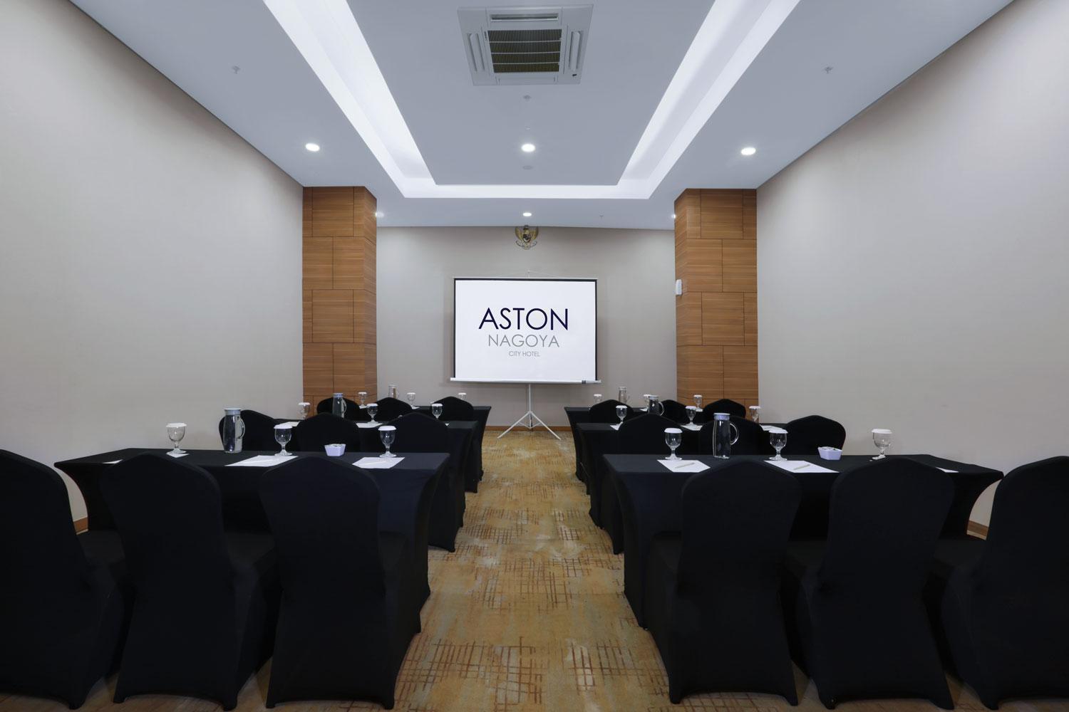 Aston Nagoya City Hotel Exterior photo